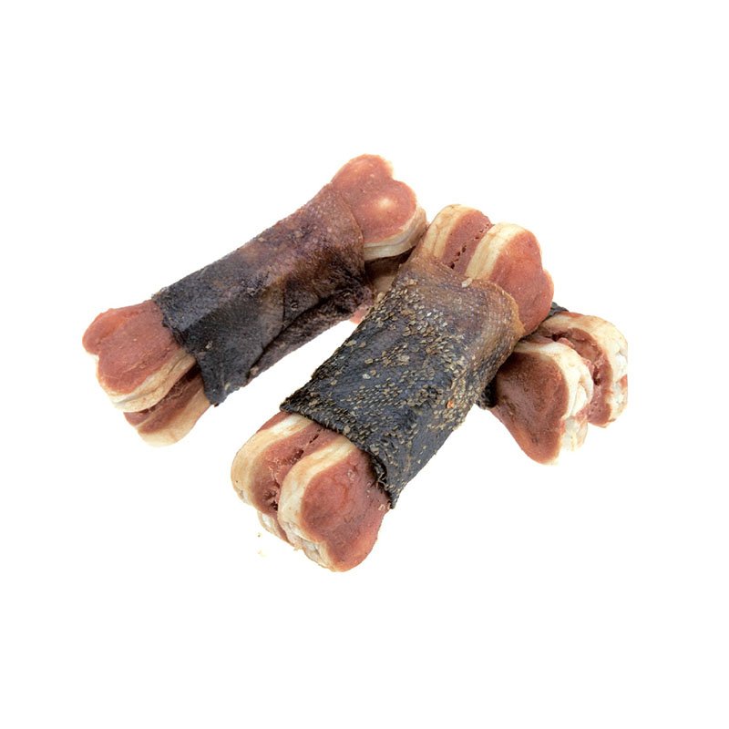 鱼皮绕三文鱼泥抹压骨